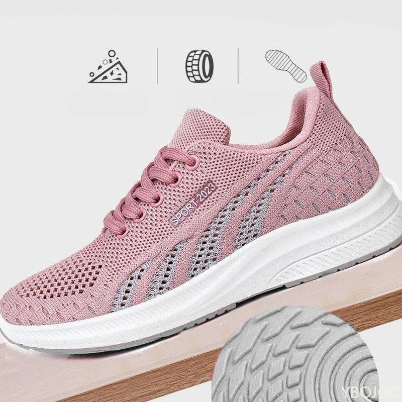 Sports Equipment For Running - أحذية نسائية رياضية كبيرة الحجم للربيع